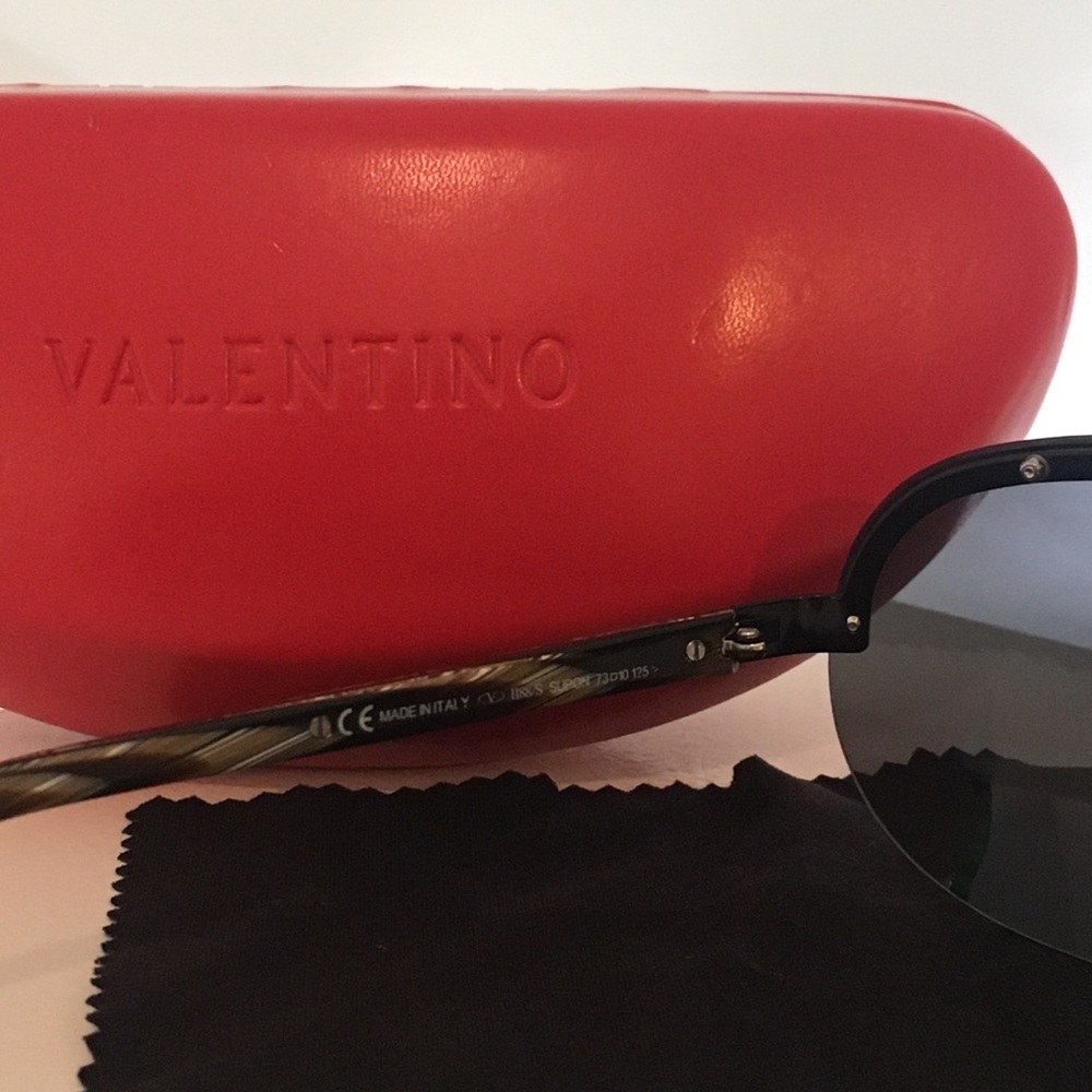 Valentino studded sunglasses 1188/S supon - Picture 8 of 8